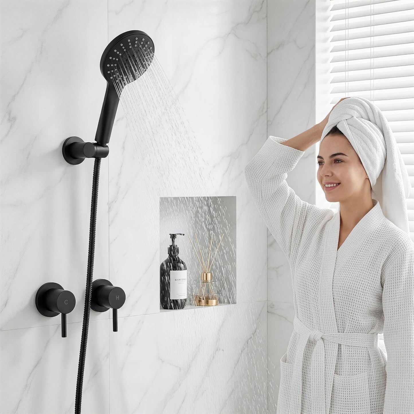 Handheld Shower Head – 4.5" Round, Matte Black, Water-Saving Filter