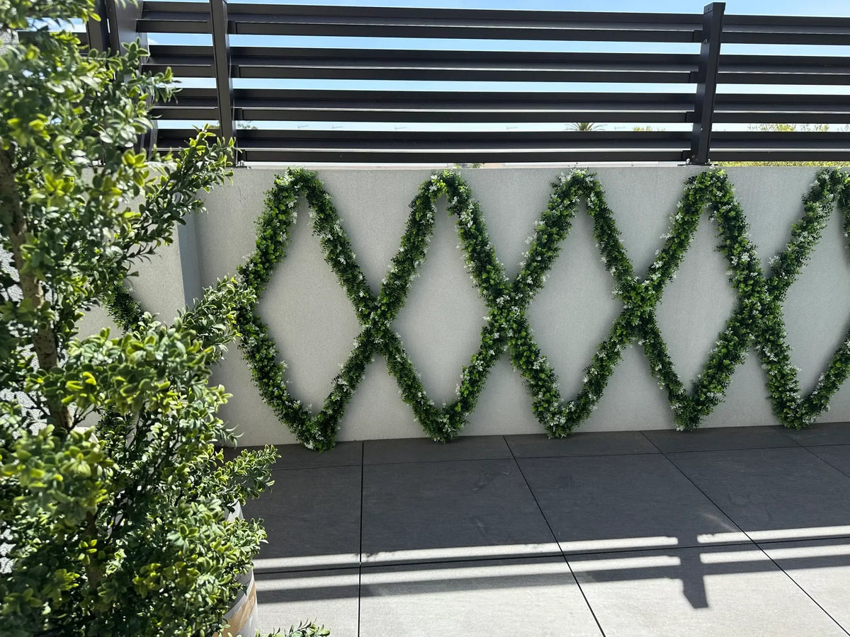 Artificial Extendable Hanging White Eucalyptus Vine – UV Resistant, 55cm