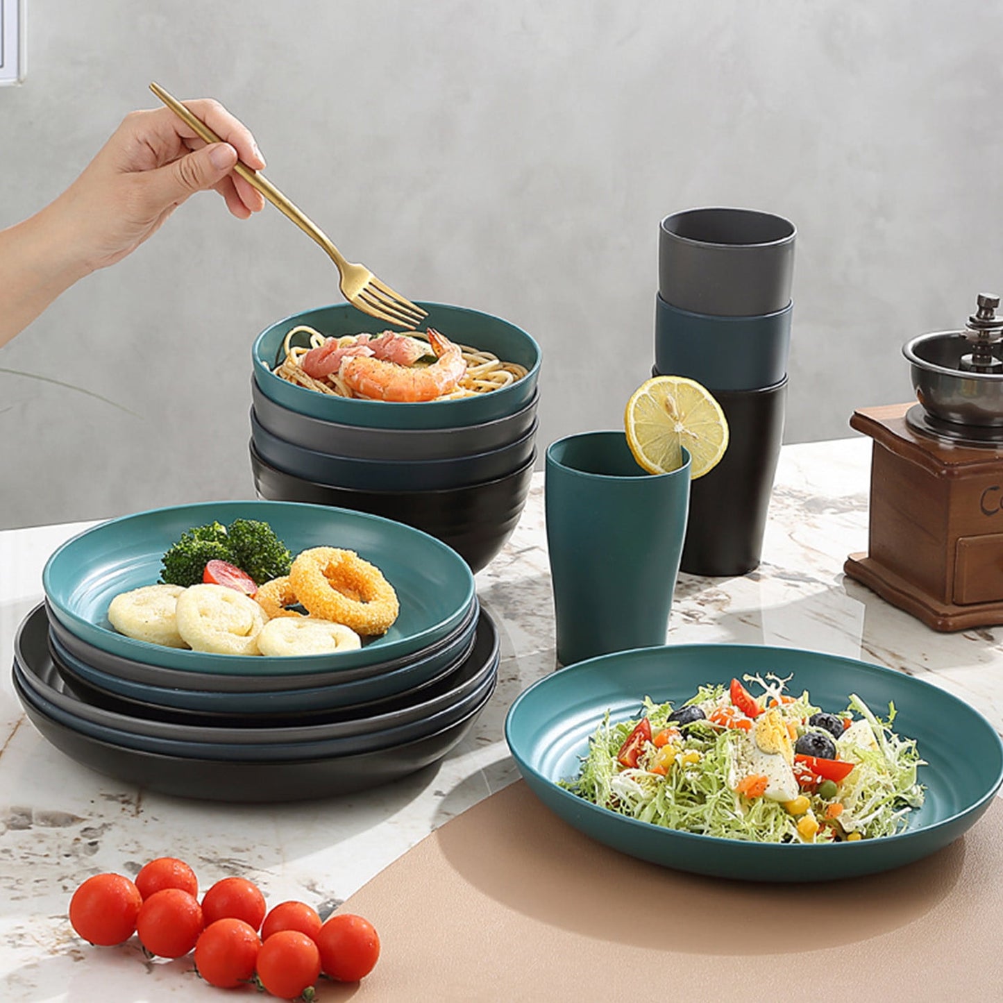 16-Piece Kitchen Dinnerware Set – Service for 8, Colorful Plastic Plates, Bowls & Cups