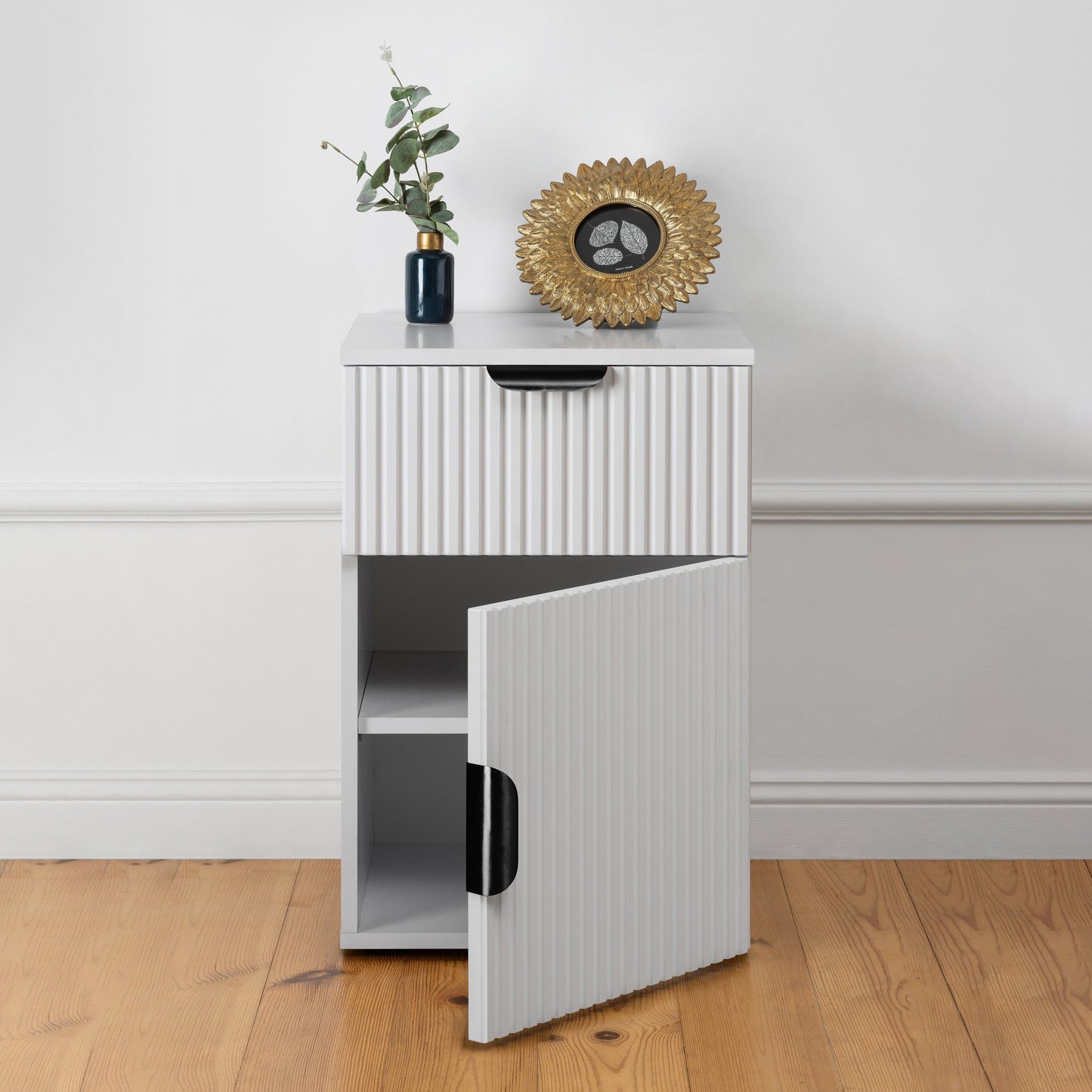 PORTO BEDSIDE TABLE - WHITE - HAMPTONS - OVAL & HALF MOON - FLUTED PULL