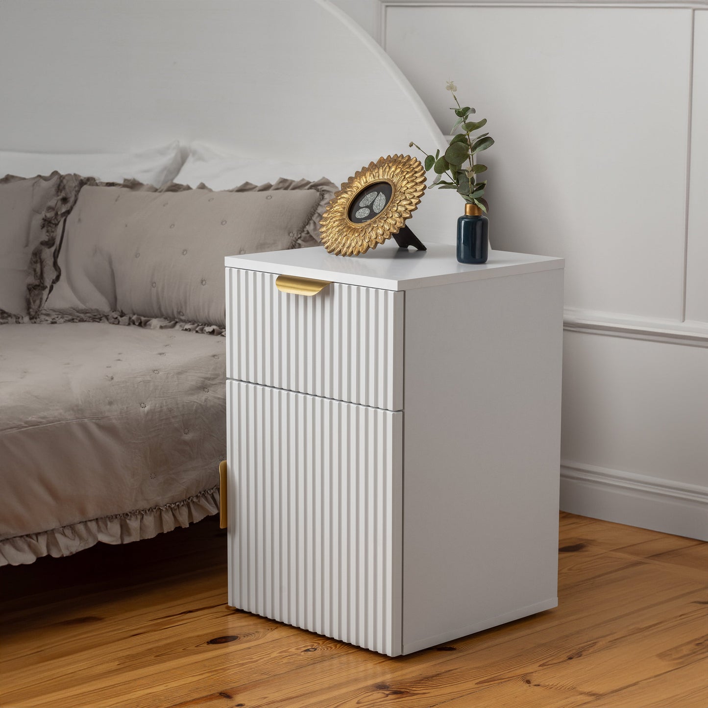 PORTO BEDSIDE TABLE - WHITE - HAMPTONS - OVAL & HALF MOON - FLUTED PULL