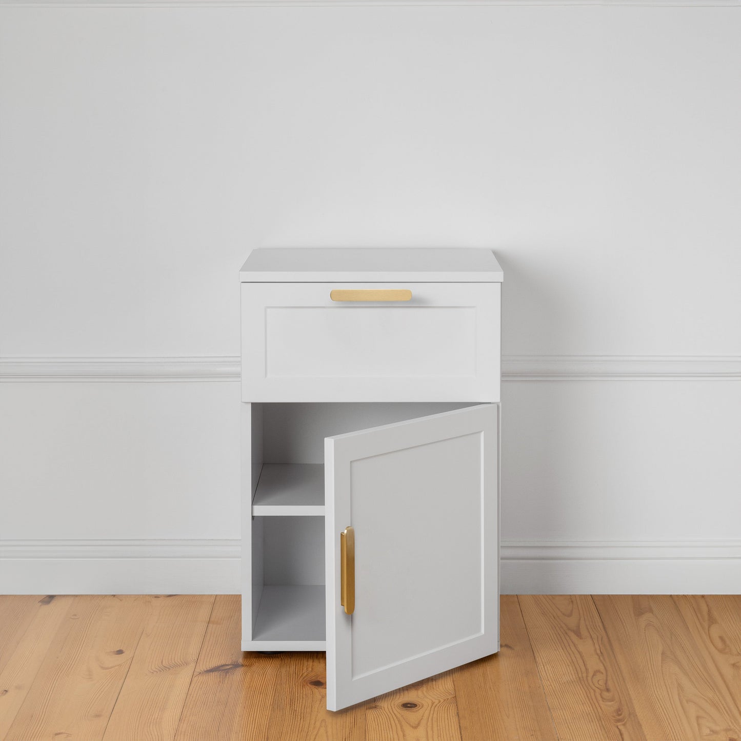 PORTO BEDSIDE TABLE - WHITE - HAMPTONS - OVAL & HALF MOON - FLUTED PULL