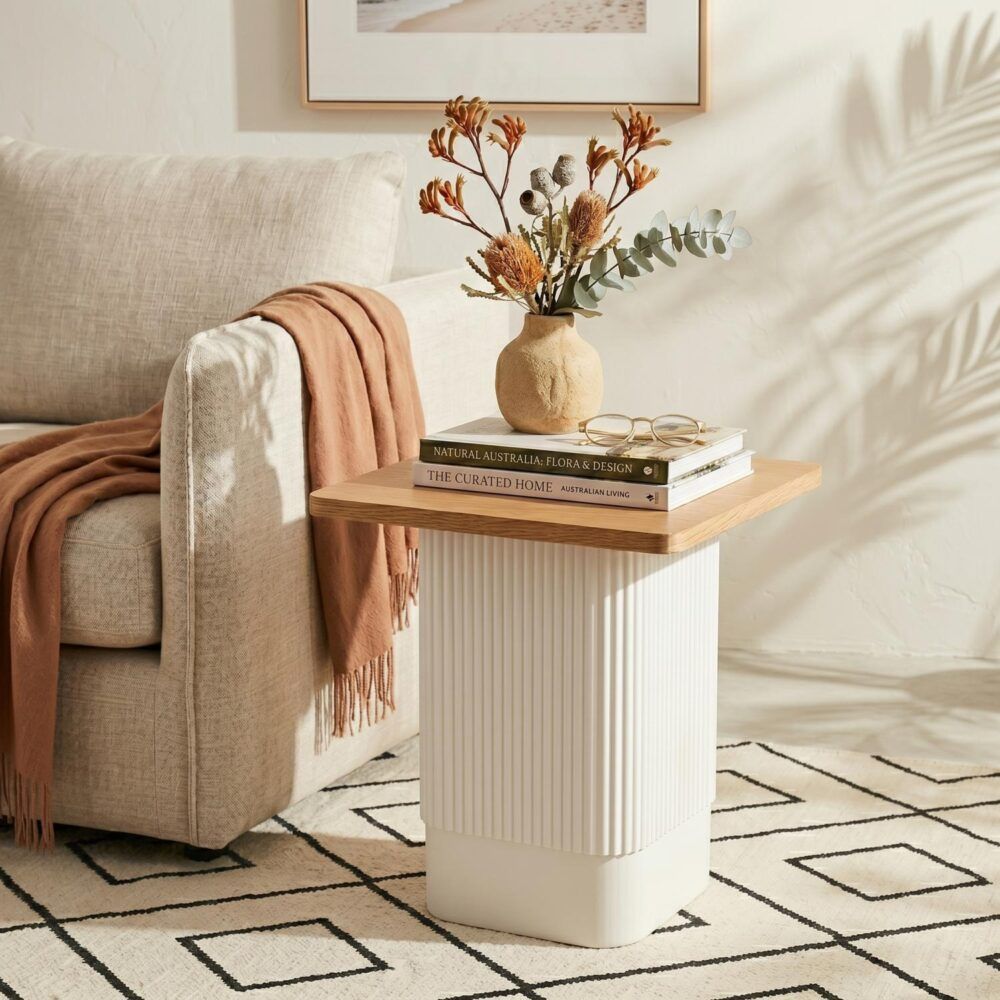Clara Dusk Side Table – Natural Wood Grain, White Base